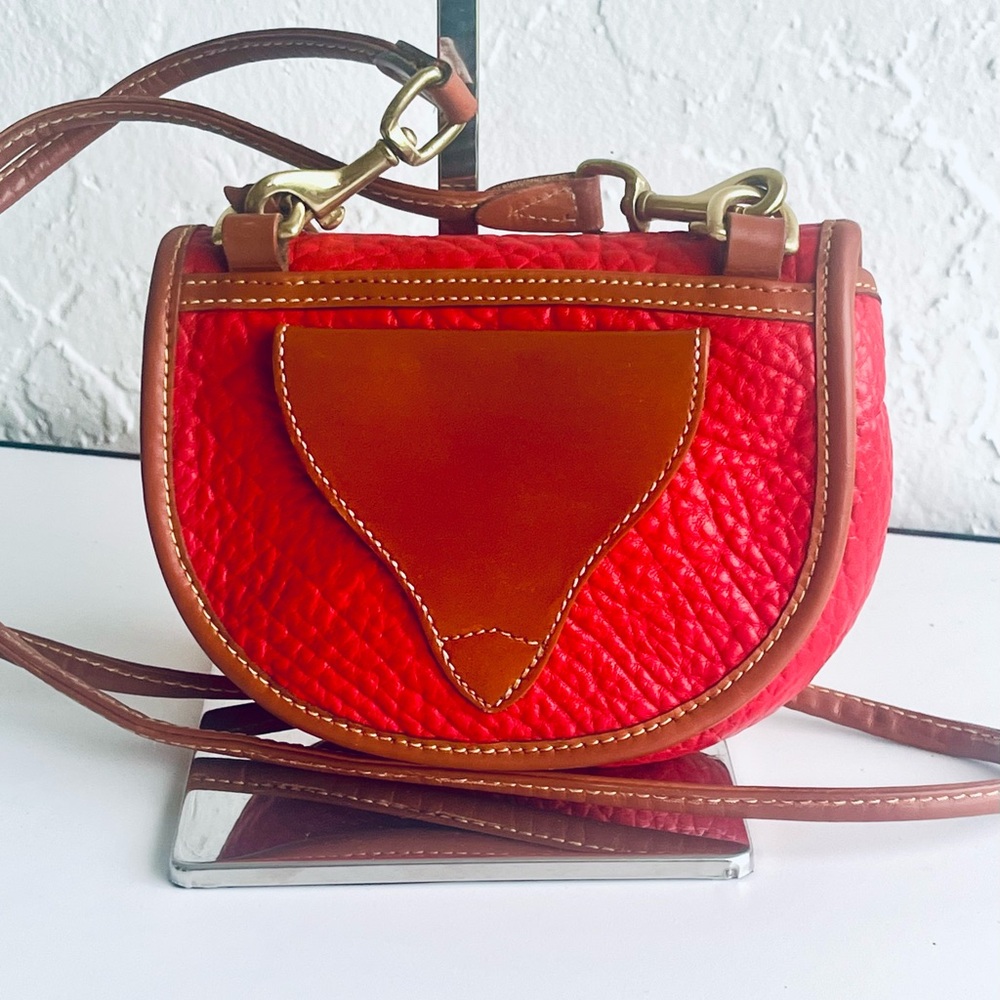 ♦️HOST PICK ♦️VINTAGE DOONEY & BOURKE RED BRITISH TAN CAVALRY SADDLEBAG … - Picture 7 of 16